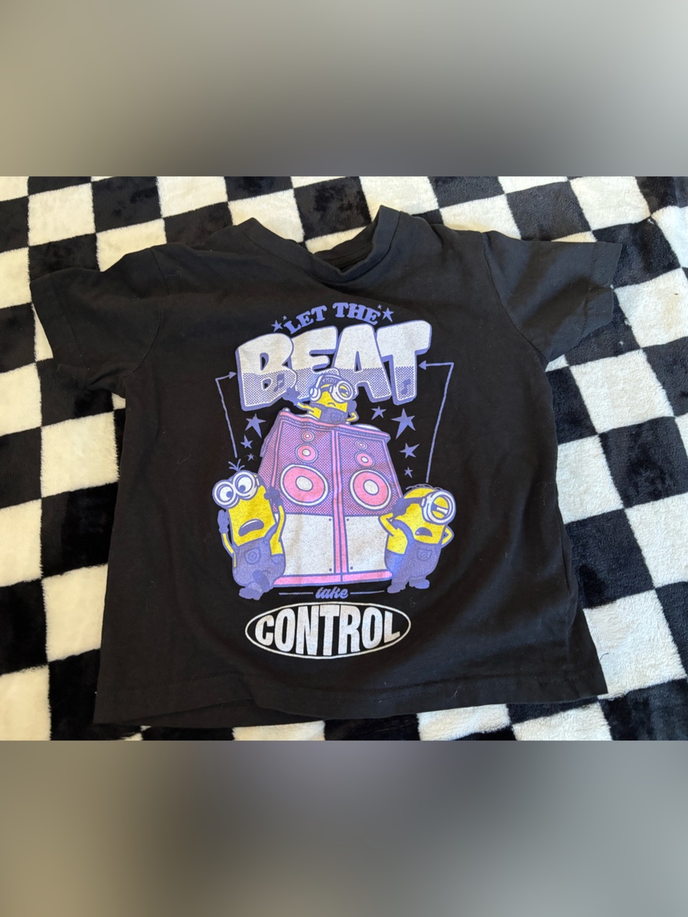 3T minions tshirt
